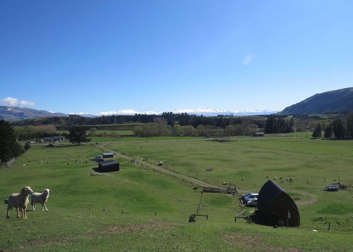  at 75 Mount Nessing Road, Albury