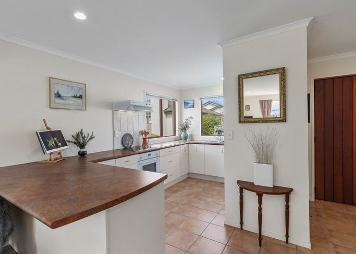  at 6/8 Cheyne Road, Pyes Pa, Tauranga