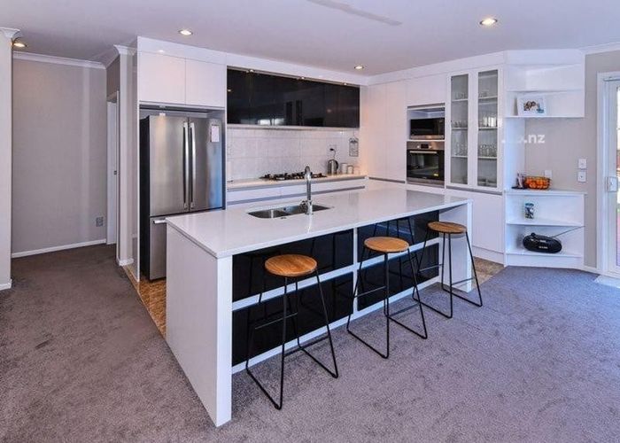  at 9 Sunglade Grove, Flat Bush, Manukau City, Auckland