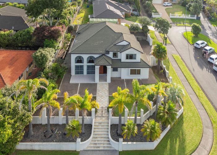  at 22 Annalong Road, Dannemora, Auckland