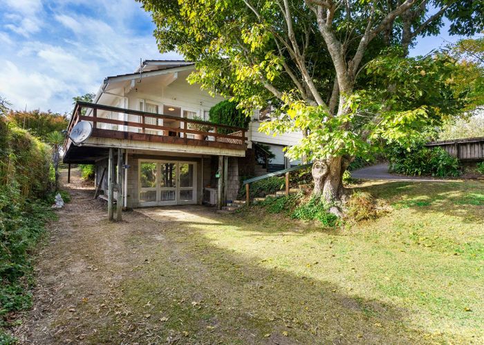  at 257 East Coast Road, Mairangi Bay, North Shore City, Auckland