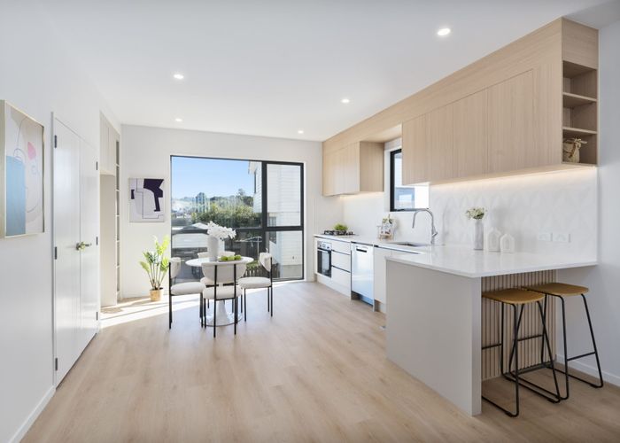  at 4/11 Melling Street, Glen Innes, Auckland City, Auckland