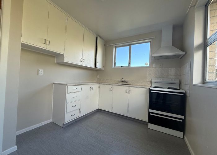  at 1/6 Arran Crescent, Woolston, Christchurch City, Canterbury