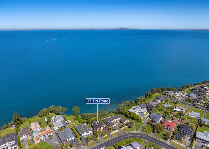  at 37 Tiri Road, Manly, Whangaparaoa