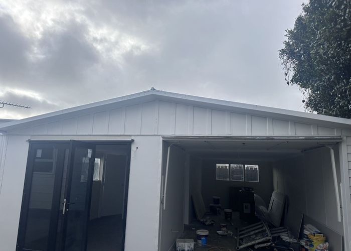  at 11 Tuna Place, Manurewa, Auckland