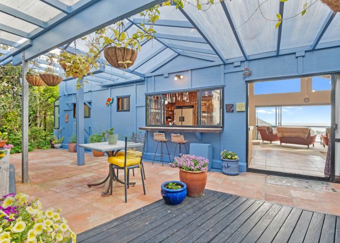  at 100 Seaview Road, Piha, Waitakere City, Auckland