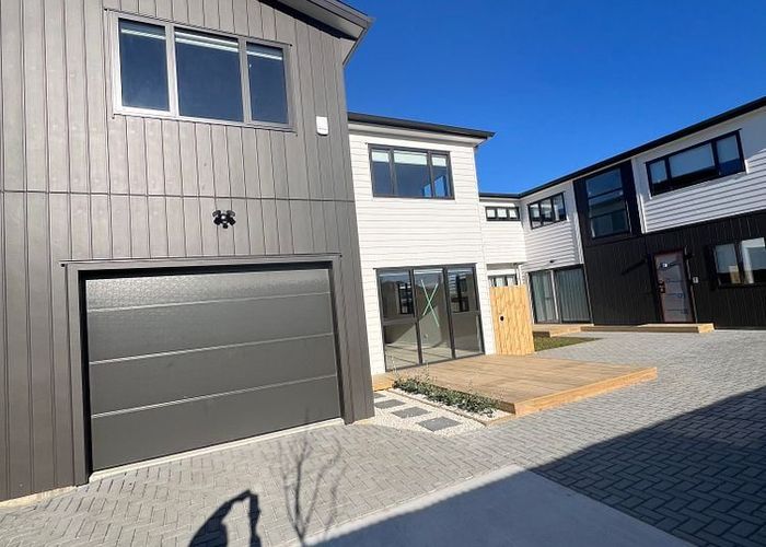  at 35B Sunnyside Crescent, Papatoetoe, Manukau City, Auckland