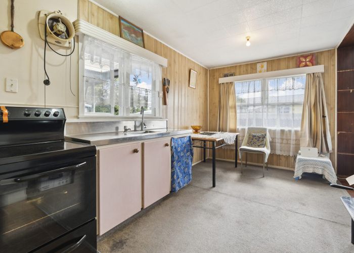  at 150 Hall Avenue, Favona, Auckland
