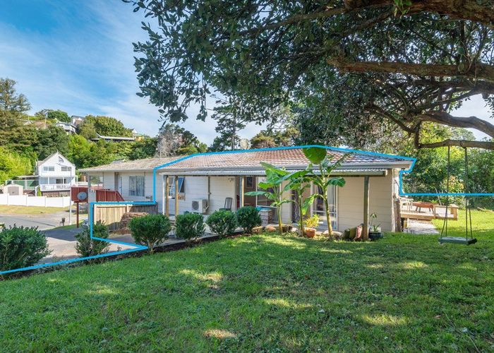  at 2/31 Sispara Place, Beach Haven, North Shore City, Auckland