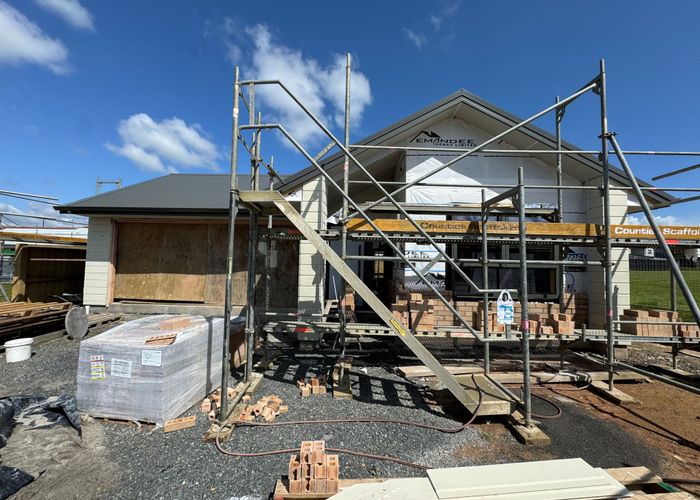  at 19 Arohanui Road, Karaka, Papakura