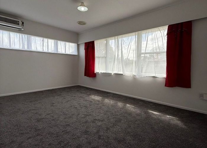  at 2/17 CHURCH STREET, Otahuhu, Auckland City, Auckland