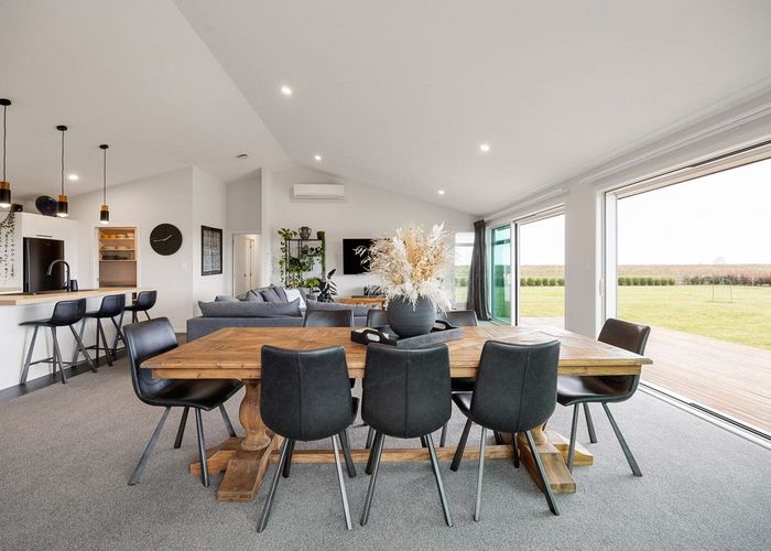 at 1/607 Jary Road, Cambridge