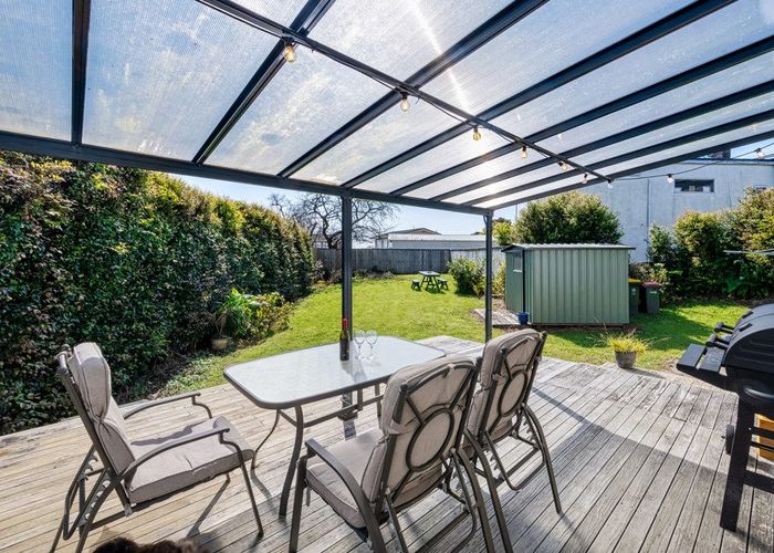 at 37 Robbies Road, Shelly Park, Auckland