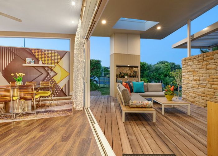  at 21 Grand Drive, Orewa, Orewa