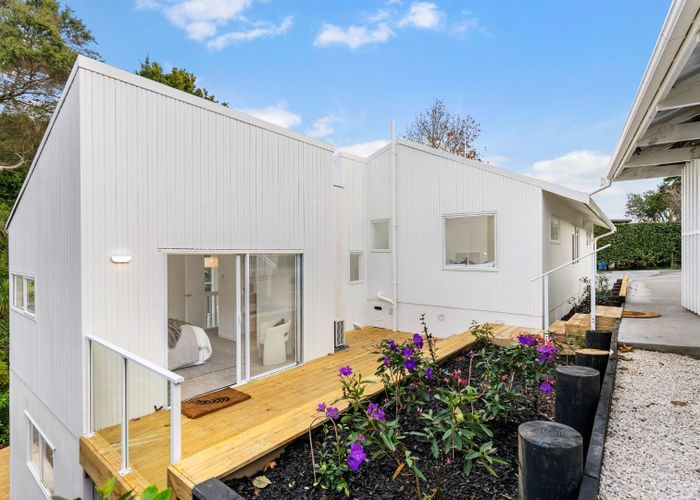  at 34 Peach Road, Glenfield, North Shore City, Auckland
