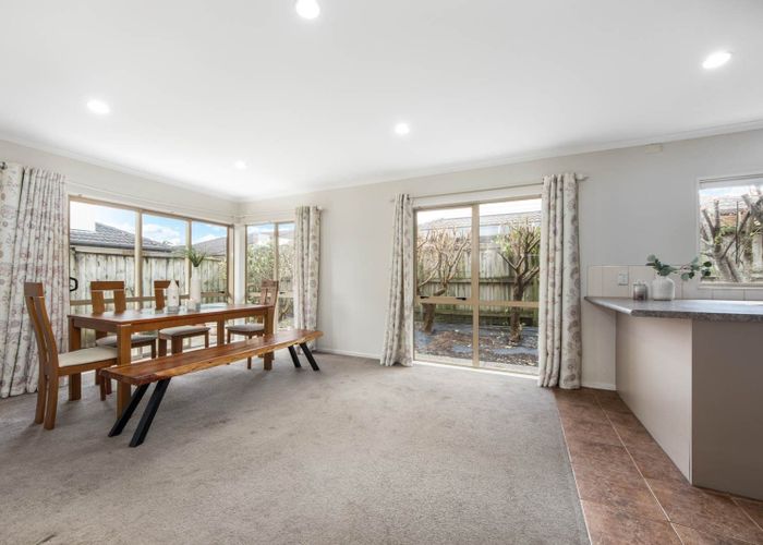  at 6 Stornaway Drive, Flat Bush, Manukau City, Auckland