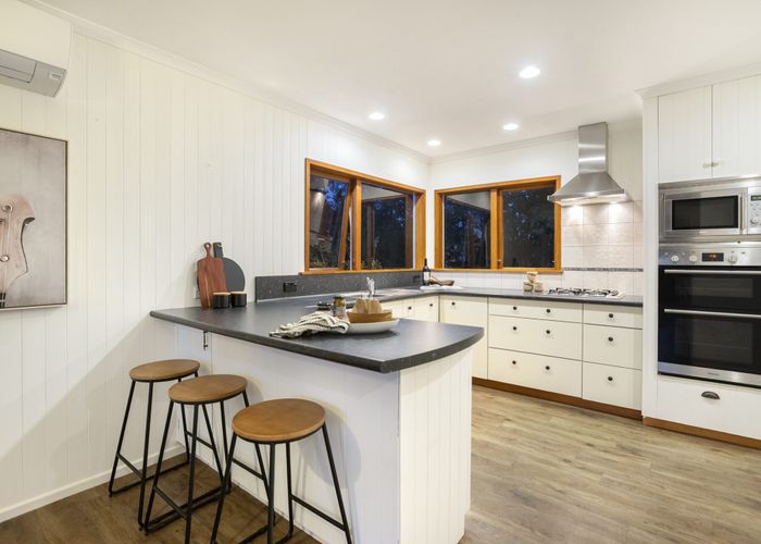  at 21 Donovan Road, Paraparaumu Beach, Kapiti Coast, Wellington