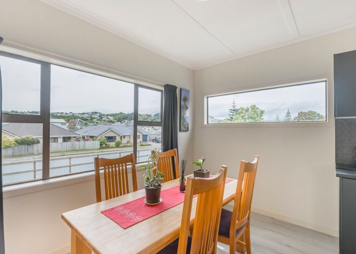  at 1 Whitehouse Road, Titahi Bay, Porirua