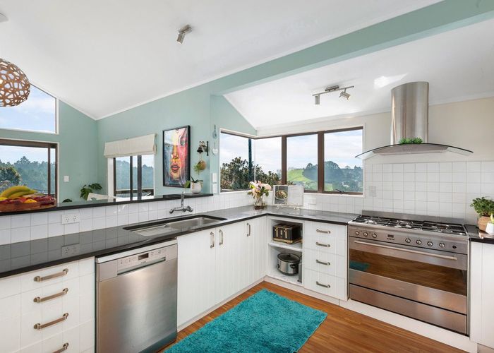  at 270 Esdaile Road, Tauranga