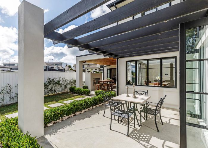  at 5 St Andrews Way, Albany, Auckland