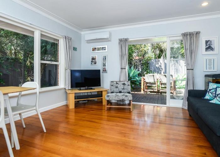  at 2/16 Whytehead Crescent, Saint Heliers, Auckland City, Auckland
