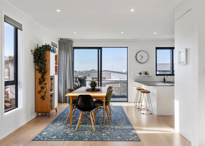  at 8 Lyndhurst Street, Wai O Taiki Bay, Auckland City, Auckland