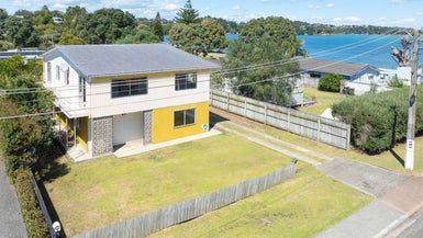  at 5 Blake Street, Surfdale, Waiheke Island