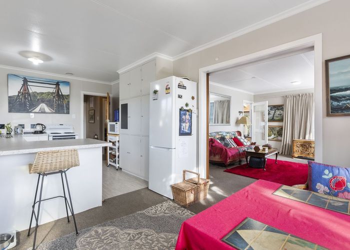  at 8 Omata Road, Westown, New Plymouth, Taranaki