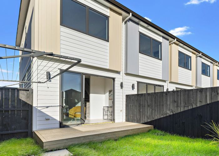  at Lot 3/103 Botany Road, Botany Downs, Manukau City, Auckland