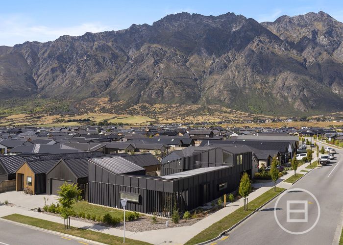  at 28 Barn Road, Hanley's Farm, Jacks Point, Queenstown-Lakes, Otago