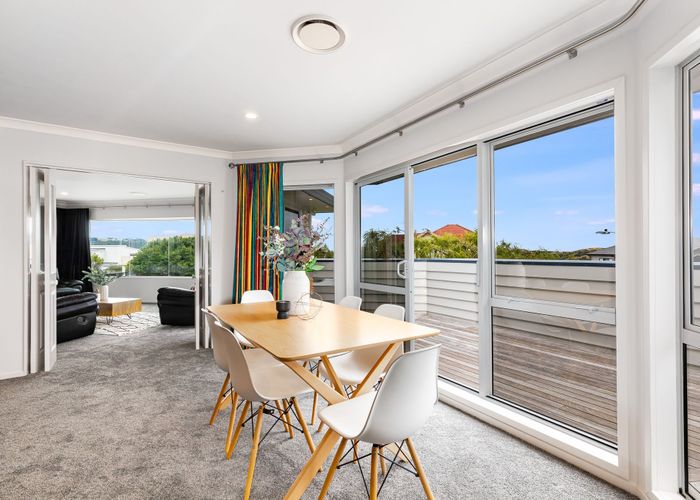  at 131 Eskdale Road, Papakowhai, Porirua