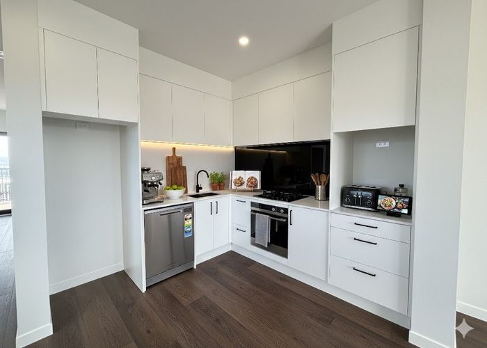  at 42 Long George Drive, Flat Bush, Manukau City, Auckland