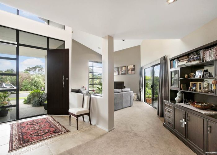 at 7 Bronwylian Drive, Flat Bush, Auckland