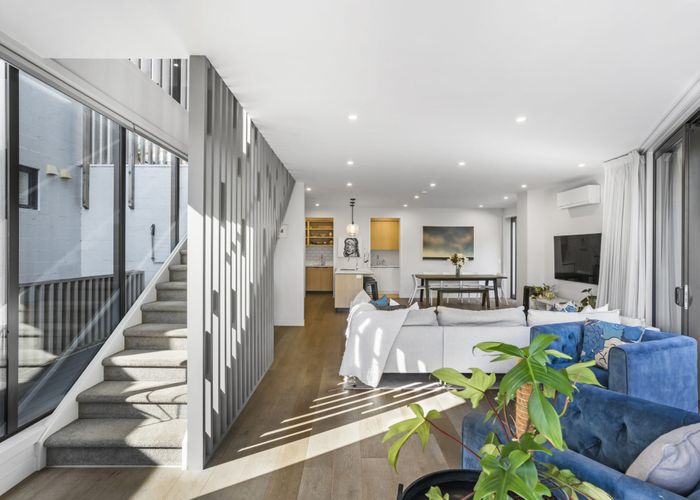  at 8/136 Taylors Road, Mount Albert, Auckland