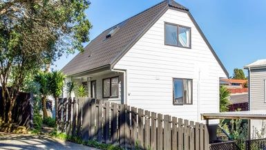  at 4/1284 New North Road, Avondale, Auckland