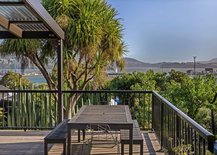  at 18 London Street, Lyttelton, Banks Peninsula, Canterbury