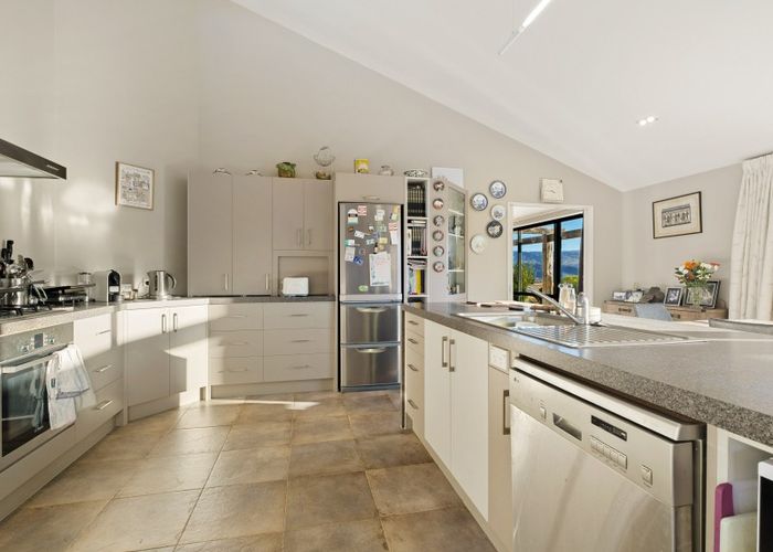  at 131 McArthur Road, Springvale, Alexandra