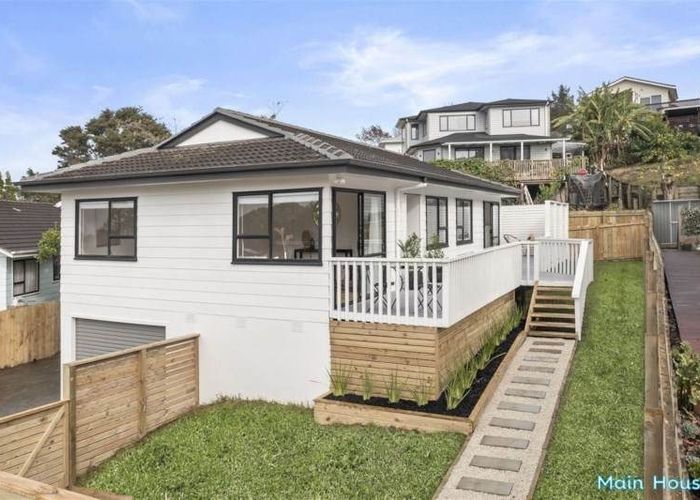  at 8 & 8A Kupari Place, Totara Vale, North Shore City, Auckland