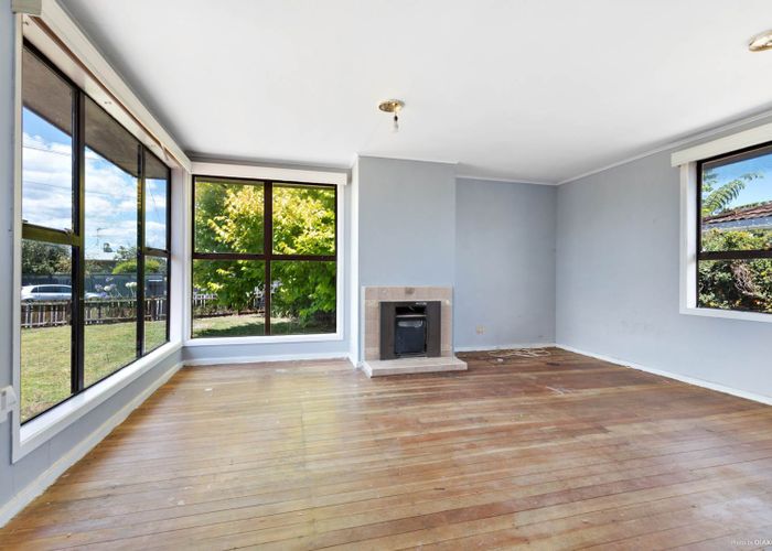  at 27 Boakes Road, Mount Wellington, Auckland