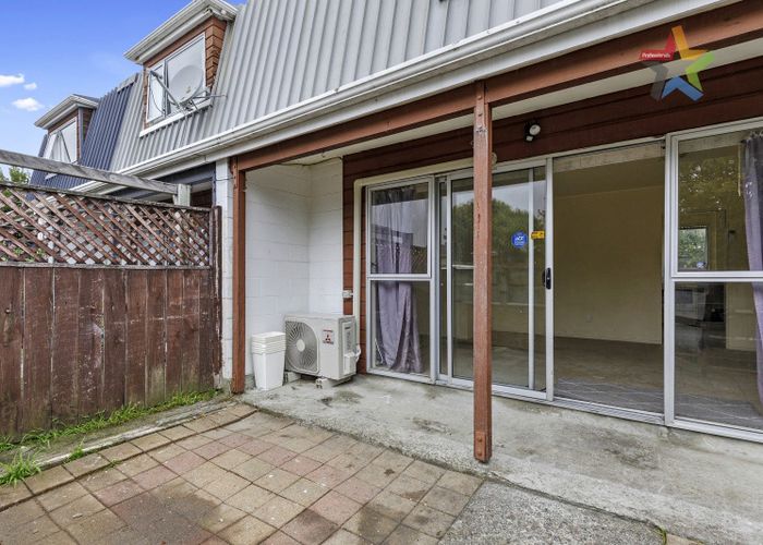  at 8C Montgomery Crescent, Clouston Park, Upper Hutt