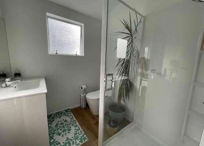  at O / 264 Grounsell Crescent, Belmont, Lower Hutt, Wellington