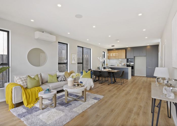  at 7b Edgewater Grove, Orewa, Rodney, Auckland