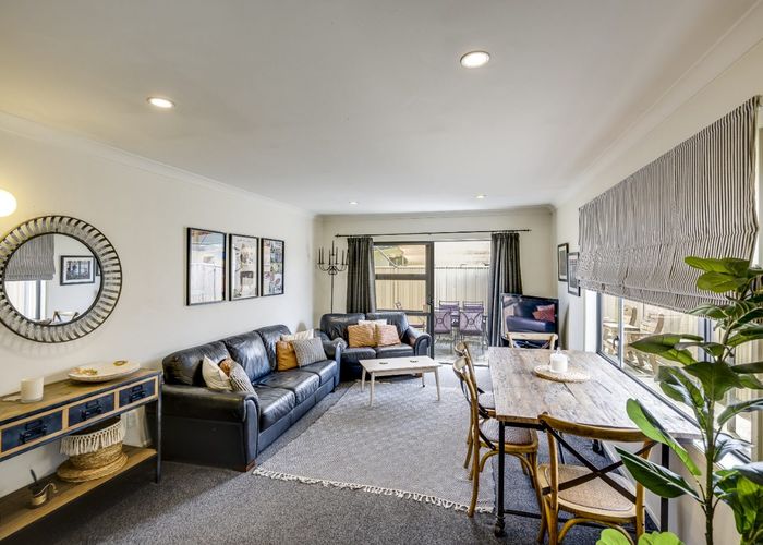  at 2/193 Gloucester Street, Taradale, Napier