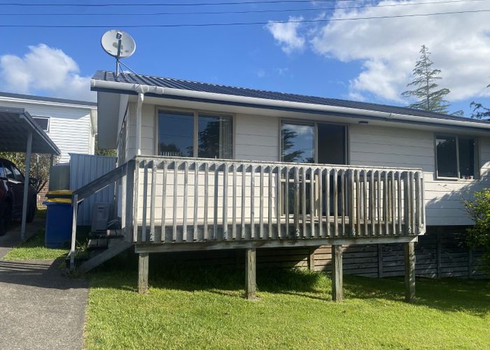  at 52 Amberley Avenue, Te Atatu South, Auckland
