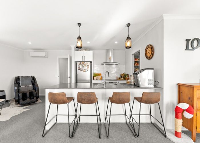  at 210 Waikite Road, Welcome Bay, Tauranga, Bay Of Plenty