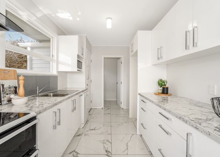  at 18 Beazley Avenue, Paparangi, Wellington, Wellington