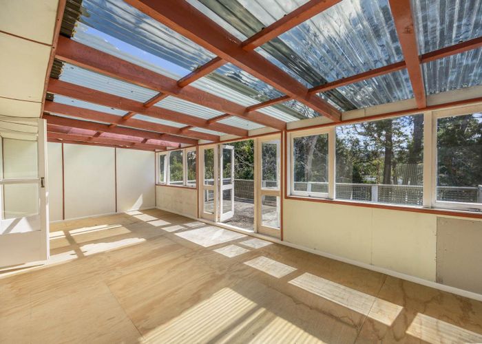  at 383 Wairau Road, Totara Vale, North Shore City, Auckland