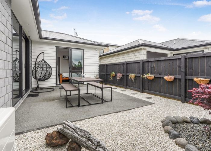  at 4/37 North Ridge Drive, Rototuna, Hamilton, Waikato
