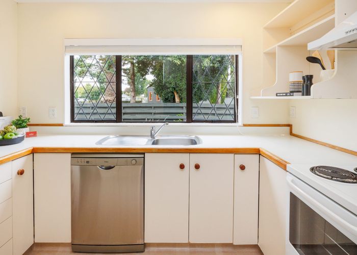  at 432 College Street, Hokowhitu, Palmerston North