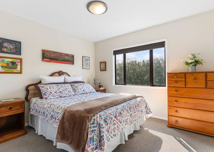  at 98/92 Bush Road, Albany, North Shore City, Auckland
